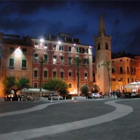 Affittacamere "In Piazzetta Da Vasco" Lerici Εξωτερικό φωτογραφία