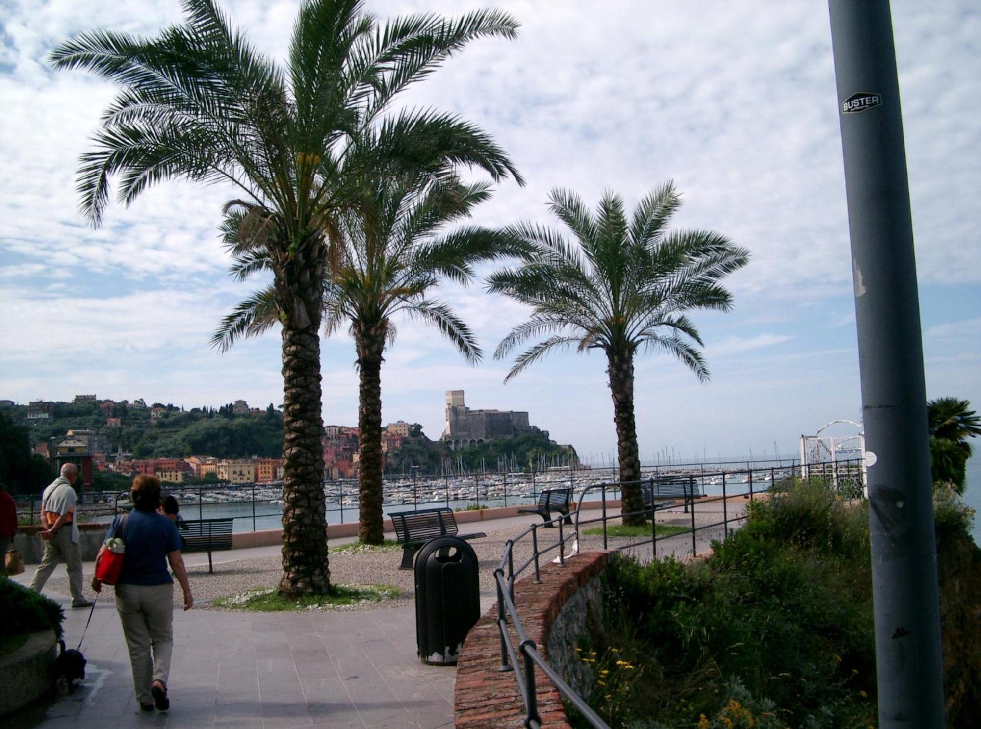Affittacamere "In Piazzetta Da Vasco" Lerici Εξωτερικό φωτογραφία