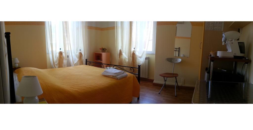 Affittacamere "In Piazzetta Da Vasco" Lerici Εξωτερικό φωτογραφία